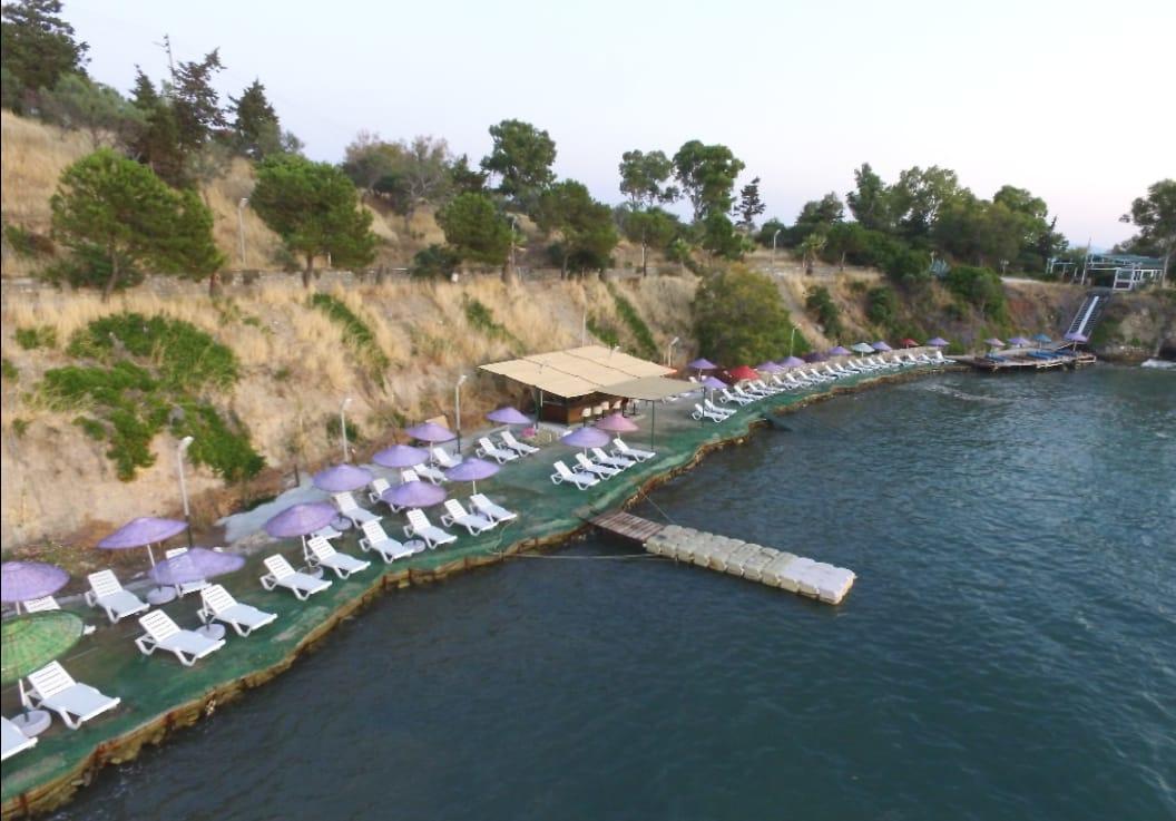 Hotel Leon Foca Exterior photo